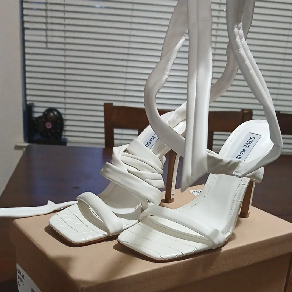 NWOT Steve Madden Wrap Heels - Picture 1 of 7